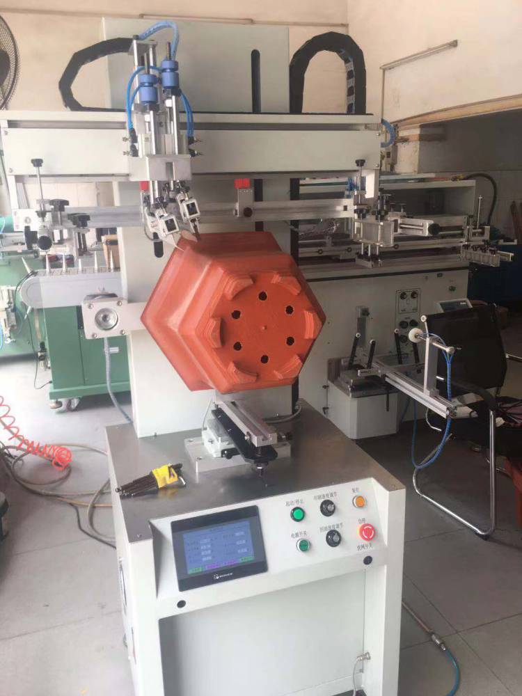 東莞駿欣機(jī)械有限公司提供絲印機(jī)移印機(jī)